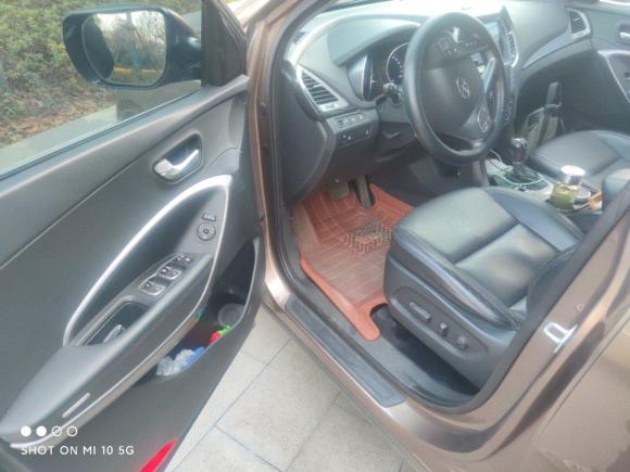 [南京·苏A] 二手现代全新胜达2013款 2.4L 自动四驱智能型