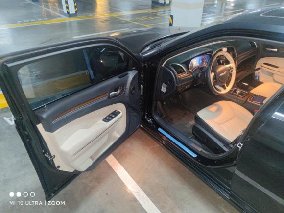 [嘉兴·浙B] 二手克莱斯勒克莱斯勒300C2016款 3.0L 超越版