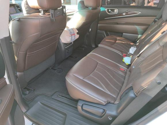 [北京·京N] 二手英菲尼迪英菲尼迪QX602016款 2.5 S/C Hybrid 两驱卓越版 国V