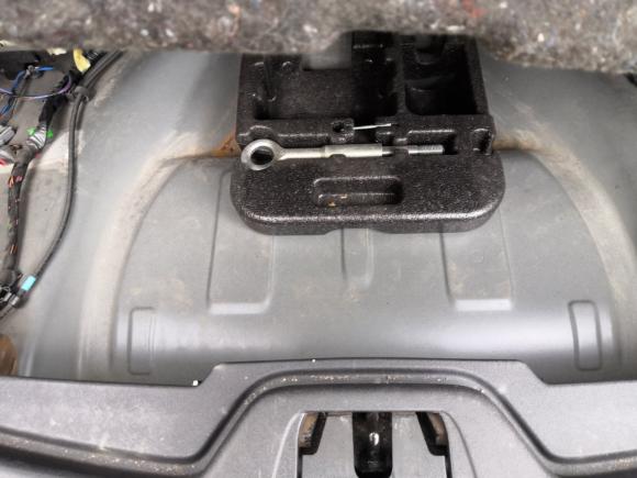 [南昌·赣A] 二手沃尔沃沃尔沃V602013款 T5 舒适版