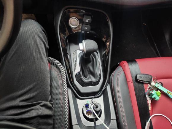 [广州·粤M] 二手哈弗哈弗H2s2018款 1.5T 双离合智尚型