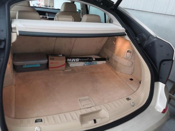 [佛山·粤X] 二手宝马宝马5系GT2010款 535i 领先型