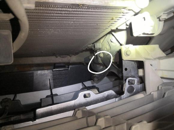 [成都·川A] 二手金杯阁瑞斯2013款 2.0L智领标准型9座 全运纪念版国四9座