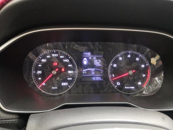 [广州·渝D] 二手荣威荣威RX32018款 1.6L 手动旗舰版