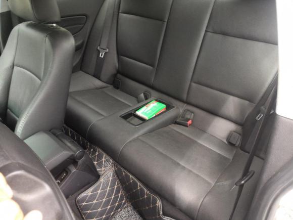 [无锡·苏B] 二手宝马宝马1系2011款 120i 双门轿跑车