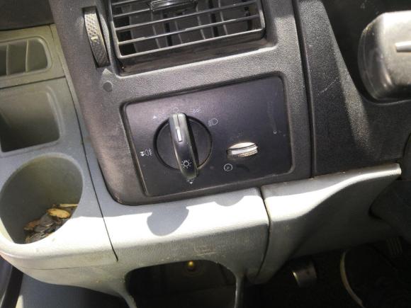 [成都·川A] 二手福特新世代全顺2009款 2.4T柴油标准型短轴中顶国III