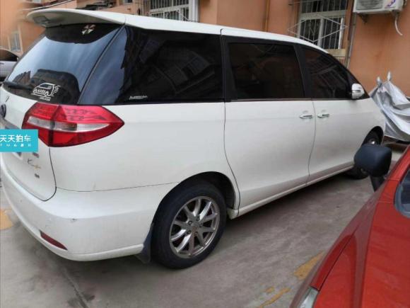 [西安·陕A] 二手比亚迪比亚迪M62013款 2.4L 手动豪华型