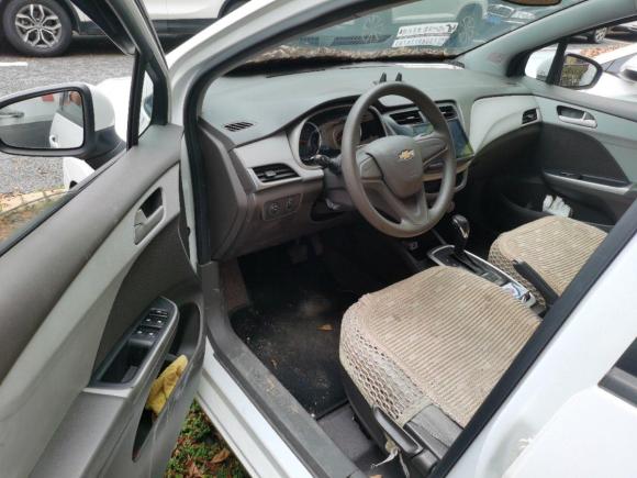 [深圳·粤L] 二手雪佛兰乐风RV2016款 1.5L 自动畅行版