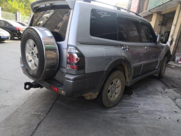 [南昌·赣A] 二手三菱帕杰罗2008款 V73 3.0L MT GLX