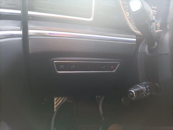 [上海·皖A] 二手众泰众泰T8002018款 2.0T 自动尊贵智联型 7座