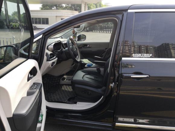 [南京·苏A] 二手克莱斯勒大捷龙2017款 3.6L 尊享版