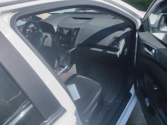 [青岛·鲁B] 二手比亚迪比亚迪e52017款 300 e享型