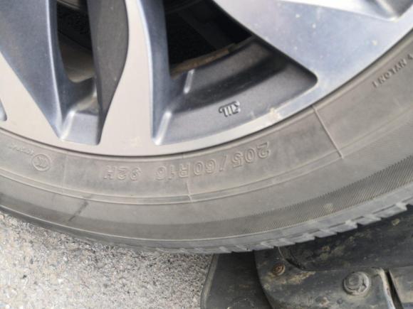 [上海·粤S] 二手铃木骁途2017款 1.6L 手动两驱都市时尚型