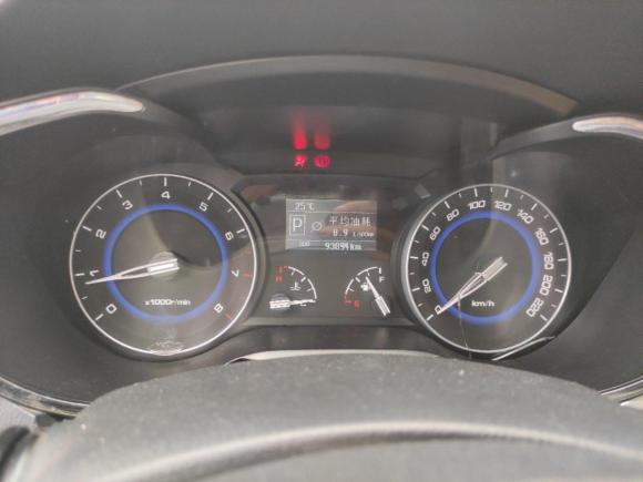 [武汉·鄂A] 二手长安悦翔V72015款 1.6L 自动乐享型 国IV