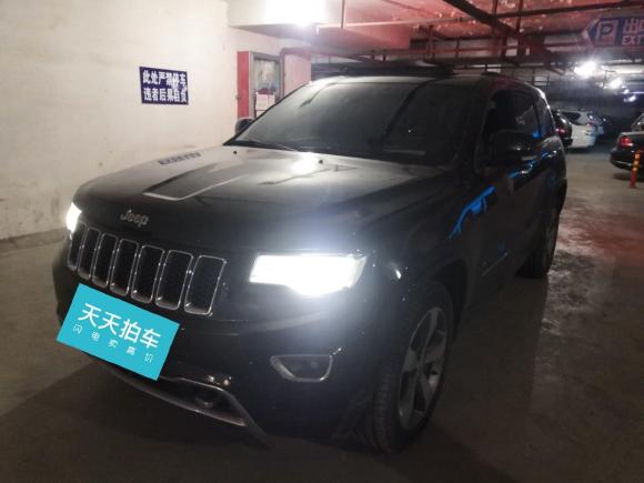 Jeep大切诺基2015款 3.6L 豪华导航版「上海二手车」「天天拍车」