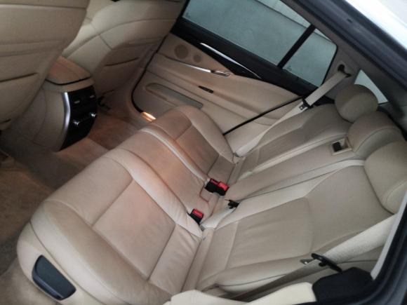 [佛山·粤X] 二手宝马宝马5系GT2010款 535i 领先型