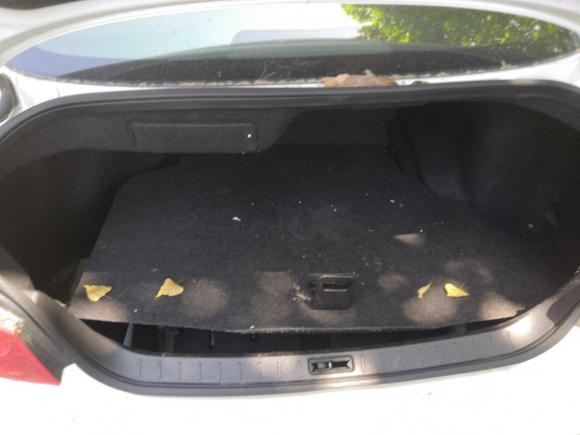 [南京·苏A] 二手英菲尼迪英菲尼迪G系2013款 G25 Sedan 豪华运动版