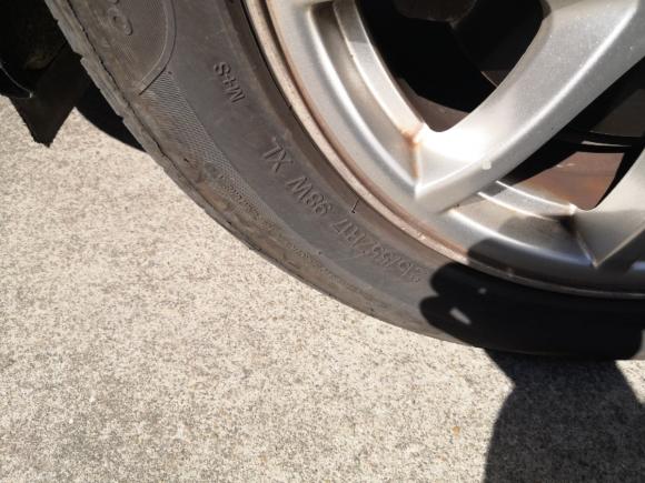 [深圳·粤B] 二手比亚迪比亚迪M62013款 2.4L 自动尊贵型