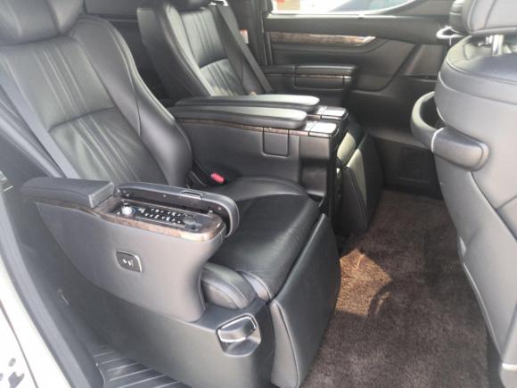 [武汉·鄂A] 二手丰田埃尔法2018款 改款 3.5L 尊贵版