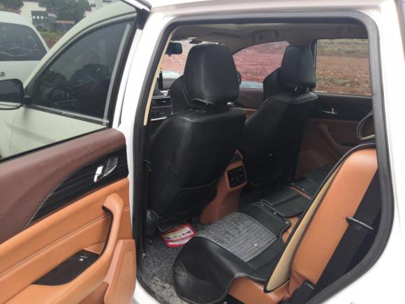 [义乌·浙G] 二手北汽幻速北汽幻速S72018款 1.5T 手动尊享型