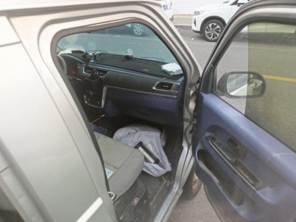 [青岛·鲁B] 二手金杯金杯T302018款 1.5L 厢式CNG标准型DLCG14