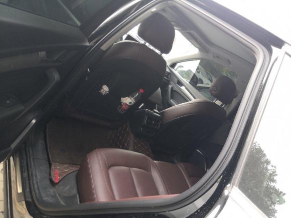 [济南·鲁A] 二手奥迪奥迪Q5L2020款 40 TFSI 荣享进取型