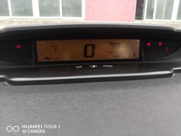 [上海·沪C] 二手雪铁龙世嘉2012款 三厢 1.6L 手动品尚型