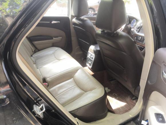 [西安·陕A] 二手克莱斯勒克莱斯勒300C2012款 3.6L 豪华版