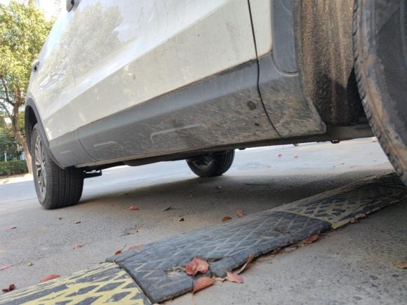 [上海·皖A] 二手众泰众泰SR72017款 1.5T CVT魔方之梦版