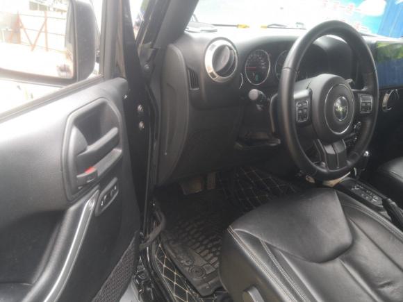 [佛山·粤E] 二手Jeep牧马人2017款 3.0L Sahara 四门舒享版