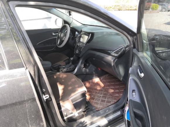 [济南·鲁A] 二手现代格锐2013款 3.0L 7座四驱旗舰版