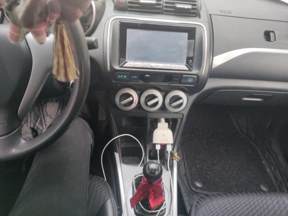 [上海·鄂D] 二手理念理念S12013款 1.5L 手动运动版