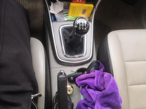 [合肥·皖A] 二手东风风行风行S5002016款 1.6L 手动尊享型