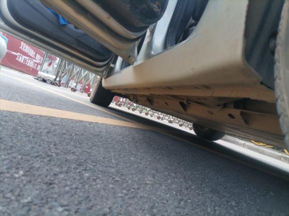 [武汉·鄂A] 二手荣威荣威Ei52018款 互联网豪华版