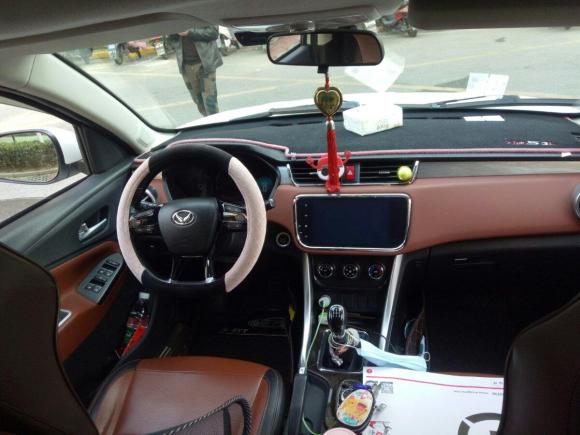 [无锡·湘E] 二手北汽幻速北汽幻速S32016款 S3L 1.5L 手动尊贵型