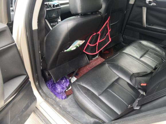 [义乌·浙G] 二手荣威荣威5502012款 550D 1.8T 自动品臻版