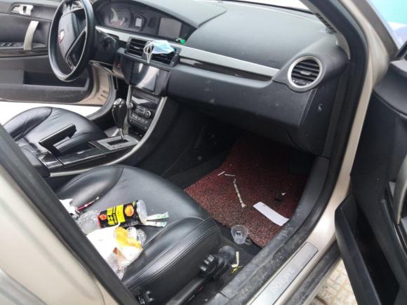 [义乌·浙G] 二手荣威荣威5502012款 550D 1.8T 自动品臻版