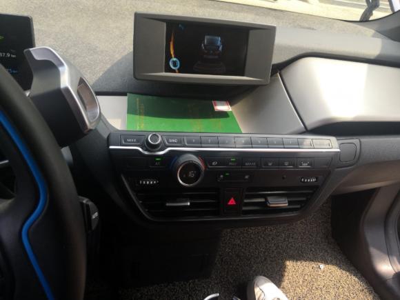 [青岛·鲁B] 二手宝马宝马i32015款 时尚型