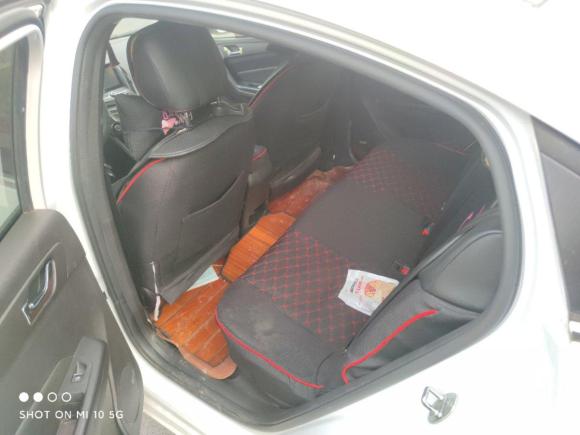 [义乌·鲁G] 二手奇瑞艾瑞泽52016款 1.5L 手动领锐版