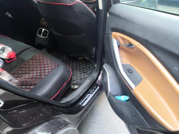 [武汉·鄂A] 二手东南东南DX72015款 1.5T 自动豪华型