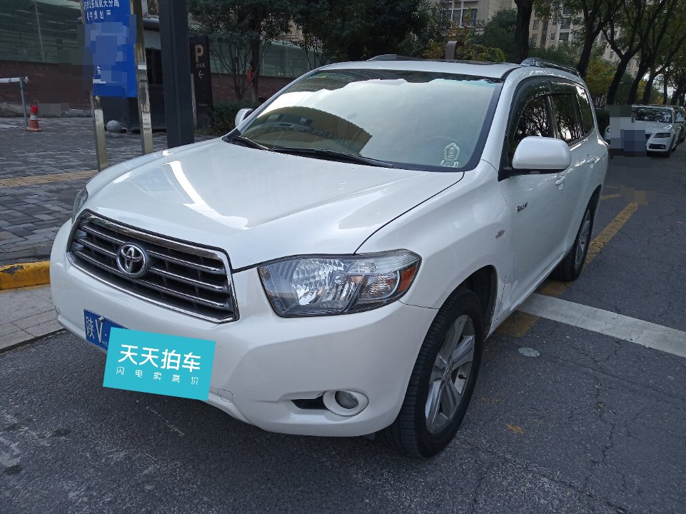 67万买的丰田汉兰达开11年就贬值40.88万?