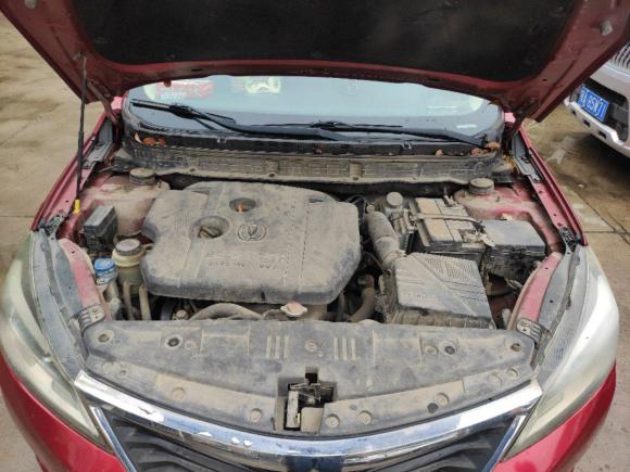 [武汉·鄂A] 二手长安悦翔V72015款 1.6L 自动乐享型 国IV