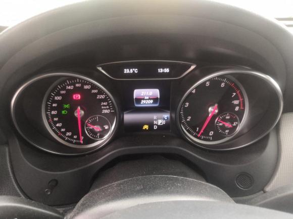 [佛山·粤E] 二手奔驰奔驰CLA级2018款 CLA 200 时尚型