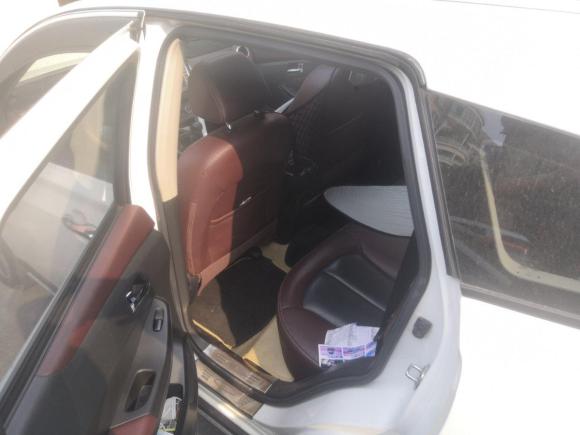 [佛山·粤X] 二手启辰启辰T70X2015款 2.0L CVT睿趣运动版