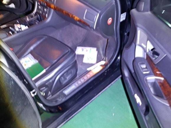 [无锡·苏B] 二手捷豹捷豹XF2009款 XF 3.0L V6豪华版