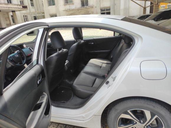 [武汉·鄂A] 二手本田雅阁2016款 2.0L 舒适版