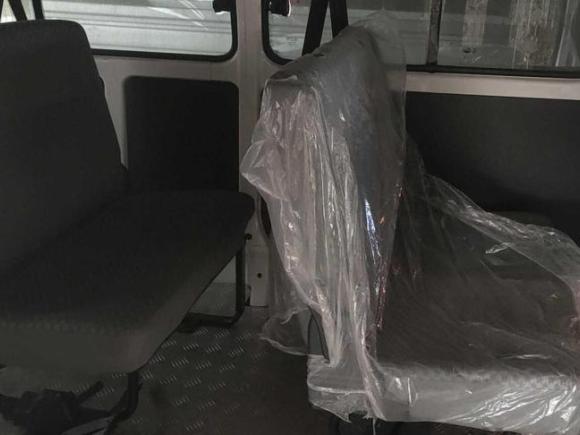 [嘉兴·渝A] 二手金杯金杯快运19年产，2.0，手动 