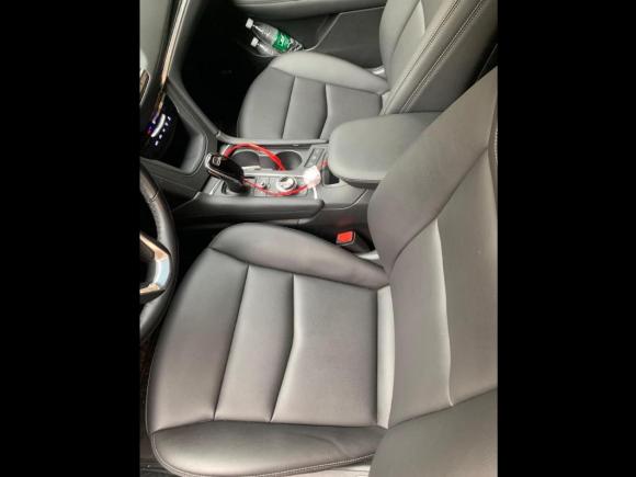 [广州·粤A] 二手凯迪拉克凯迪拉克XT62020款 28T 七座风尚型