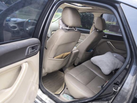 [上海·浙J] 二手福特福克斯2013款 两厢经典 1.8L 手动时尚型