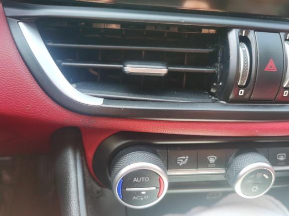 [嘉兴·浙F] 二手阿尔法罗密欧Giulia2017款 2.0T 200HP 精英版